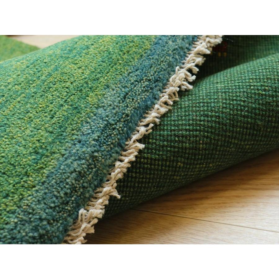 ギャベ イラン産手織り 90×63cm グリーングラデーション　シンプル　無地 |  | 05