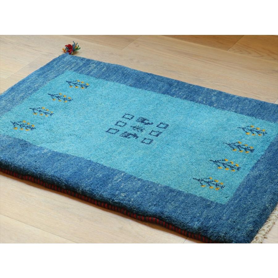 ギャッベ イラン産手織り 90×63cm ツートーンカラー　二色のブルー |  | 02
