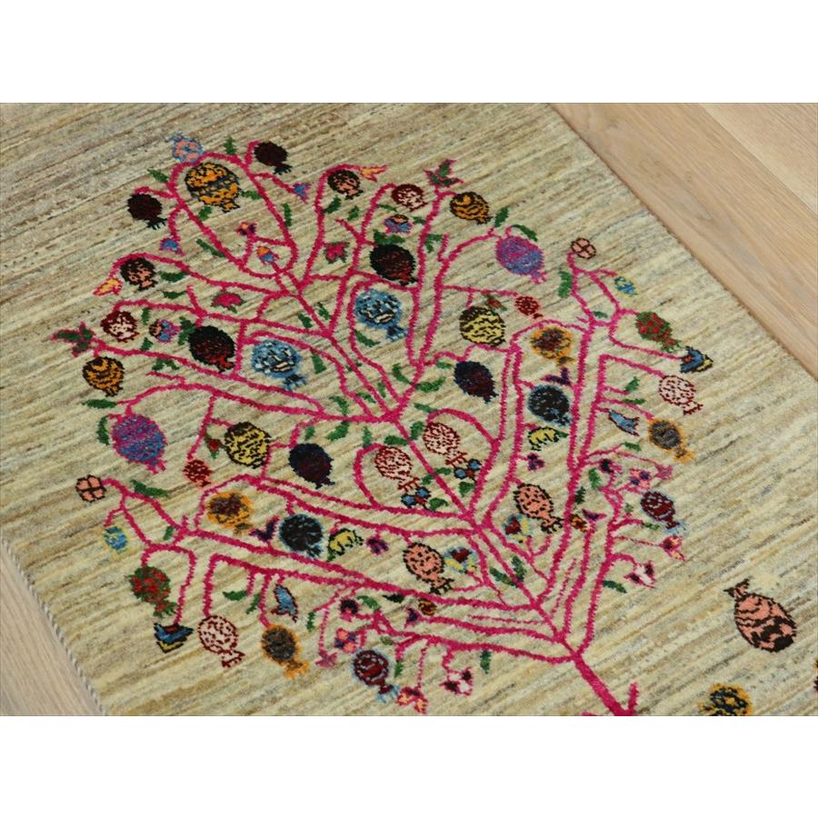 ギャッベ　カシュクーリ　細かな織り 98×67cm 玄関マットザクロの実　生命の樹 |  | 05