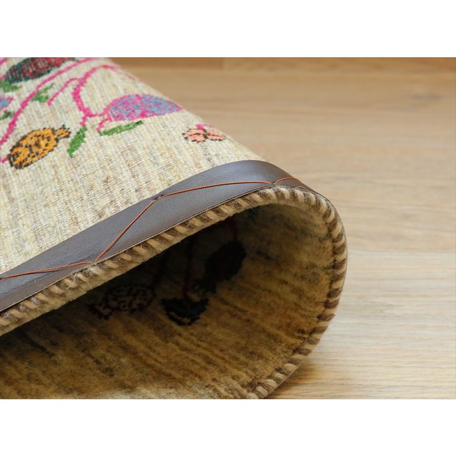 ギャッベ　カシュクーリ　細かな織り 98×67cm 玄関マットザクロの実　生命の樹 |  | 07
