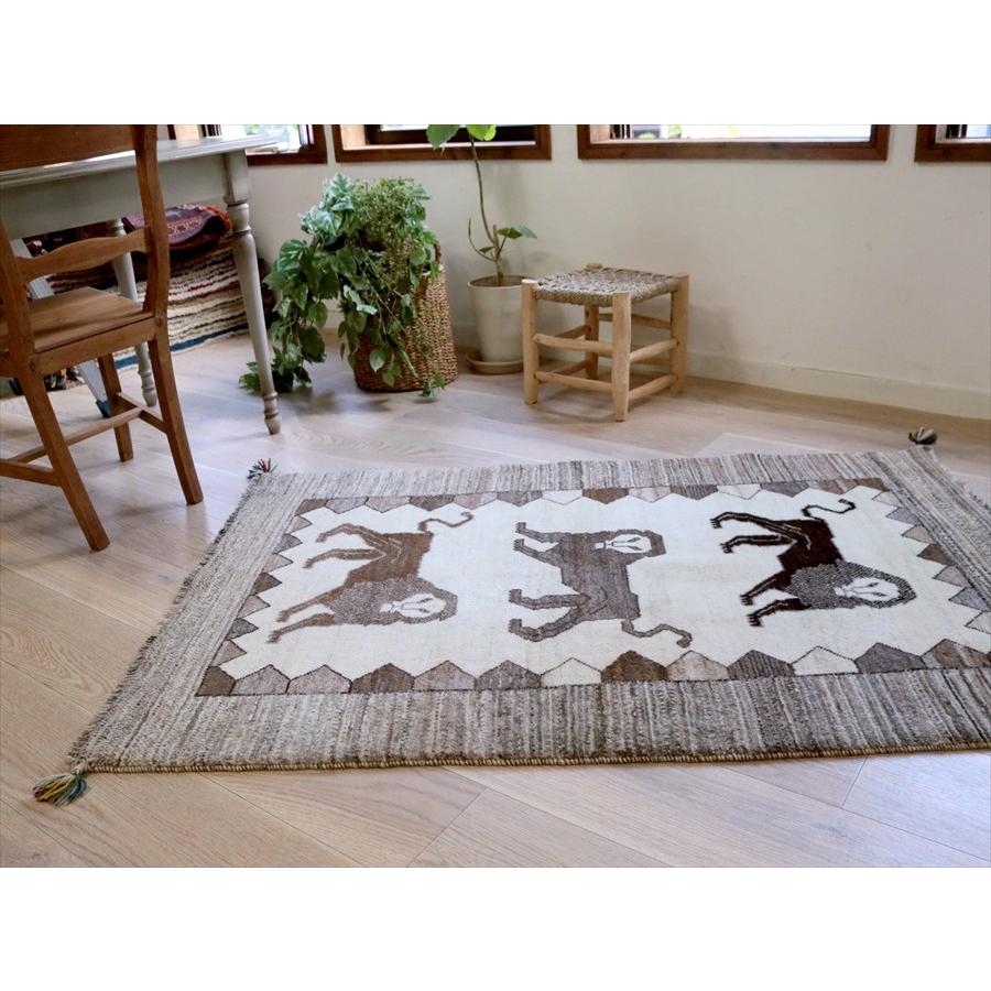 ライオンラグ 3頭のライオン 150×100cm ナチュラル　グレー |  | 02