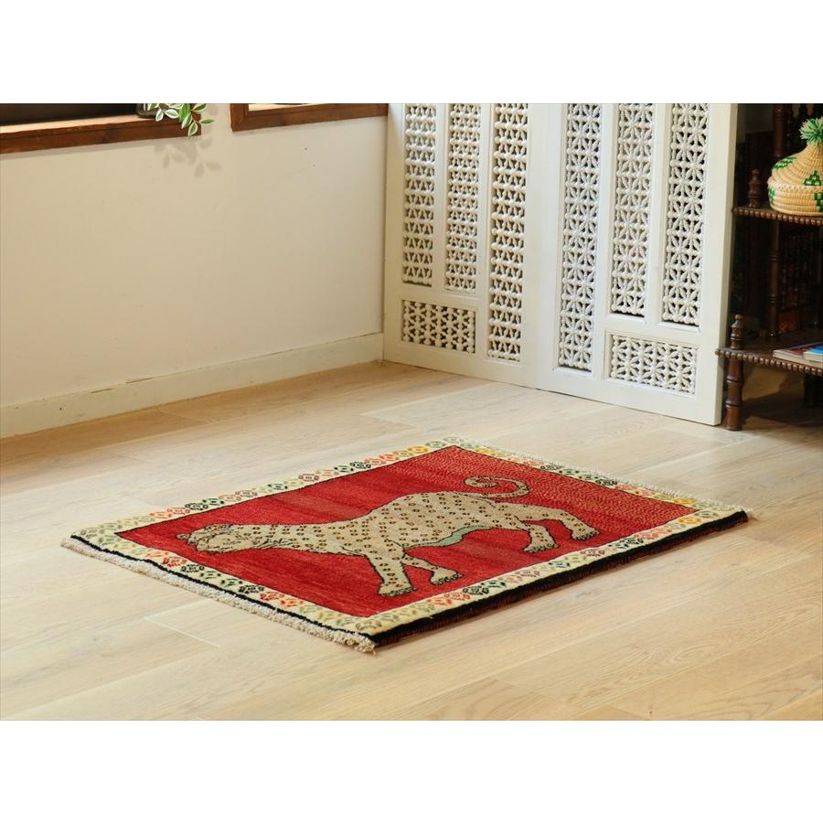 ライオンラグ オールドギャッベ トライバルラグ Lion Gabbeh, 95×75cm レッド　ベージュのヒョウ |  | 01