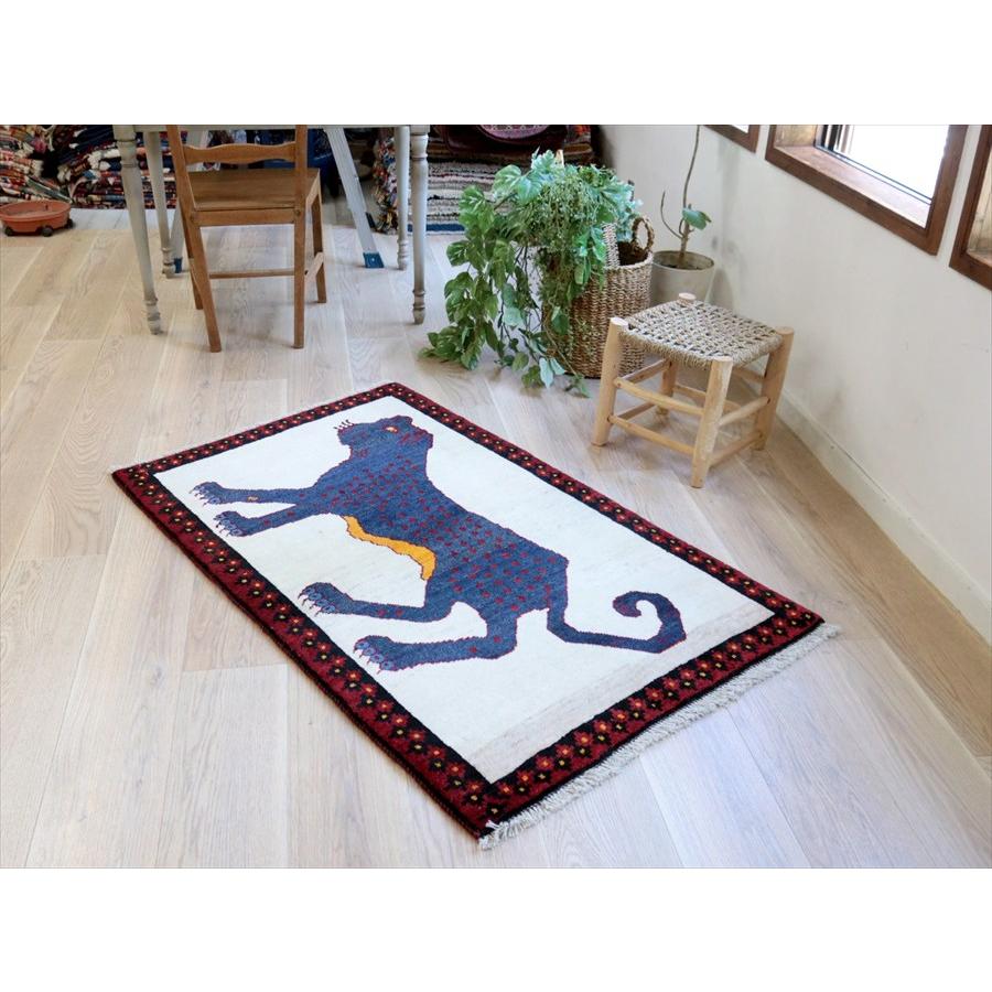 ライオンギャッベ　青いヒョウ 135×85cm トライバルラグ オールドギャッベ |  | 06