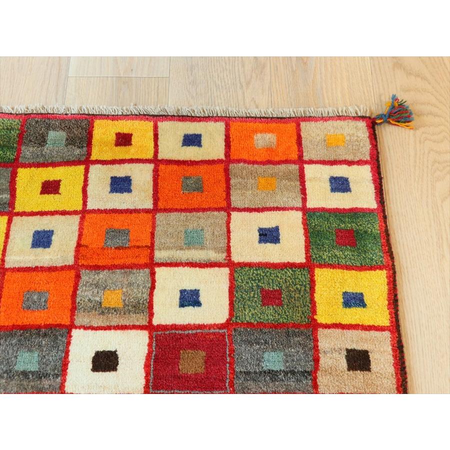 オールドギャッベ　カシュカイ族の手織りラグ 116×70cm 暖色系のタイル柄 |  | 04