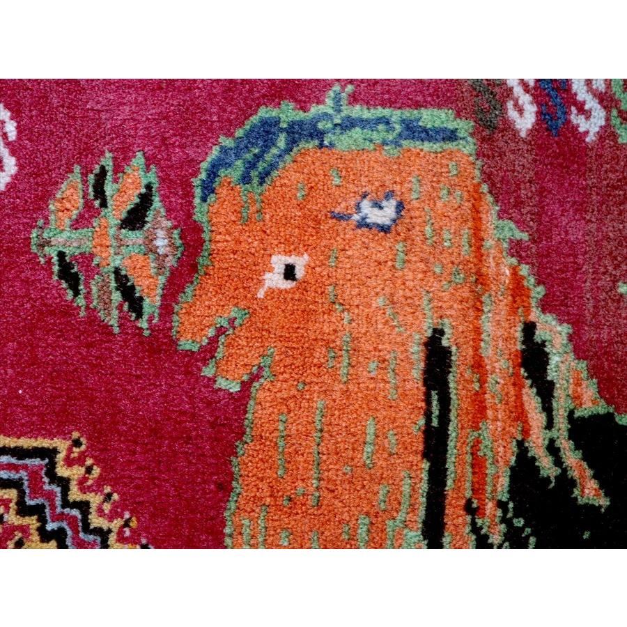 ライオンラグ オールドギャッベ 部族絨毯 164×125cm 6頭のライオン |  | 14
