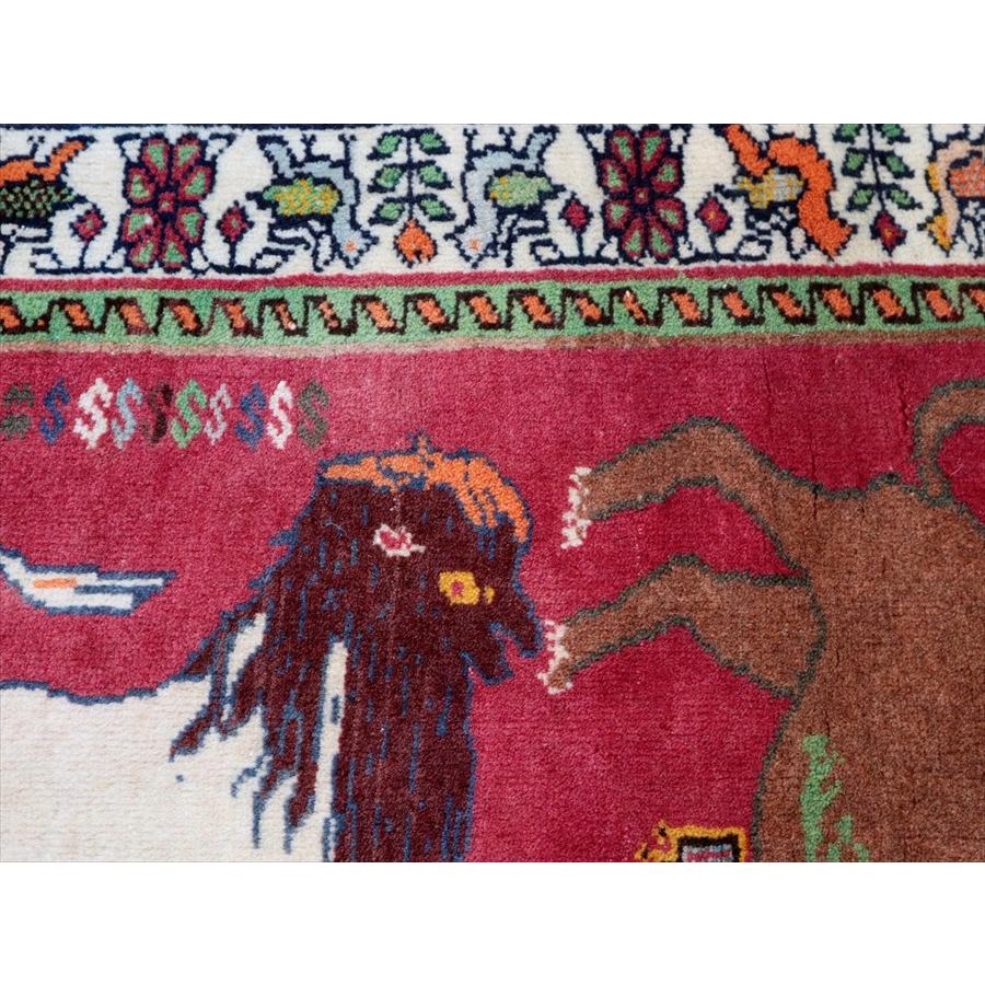 ライオンラグ オールドギャッベ 部族絨毯 164×125cm 6頭のライオン |  | 07