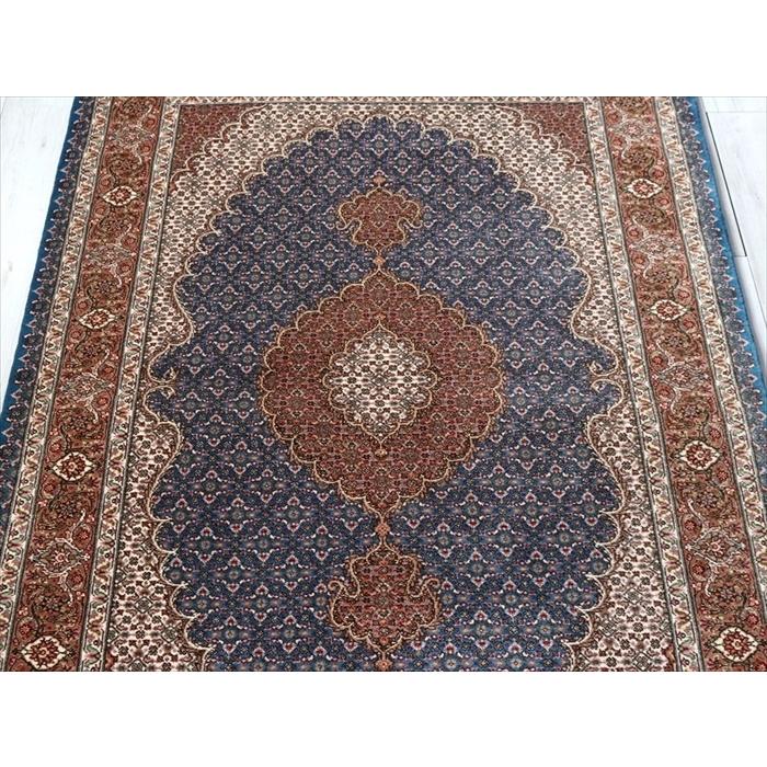 ペルシャ絨毯 タブリーズ産手織りラグ 154x100cm アクセントラグサイズ