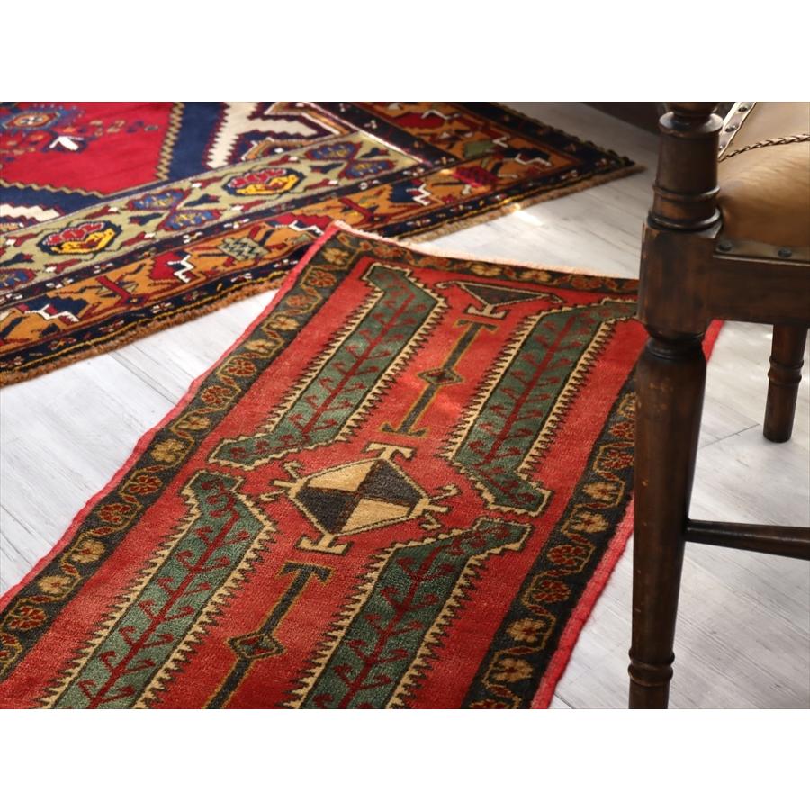 トライバルラグ・トルコ絨毯 108x52cm ヤストゥク 手織り