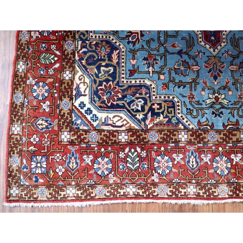 ペルシャ絨毯　クム産　水色 204x139cm 花のアラベスク |  | 16