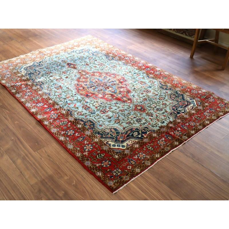 ペルシャ絨毯　クム産　水色 204x139cm 花のアラベスク |  | 02