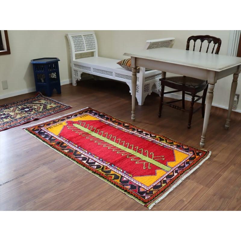 ヴィンテージラグ　1987年　トルコ絨毯 157x86cm チャル　生命の樹 |  | 01