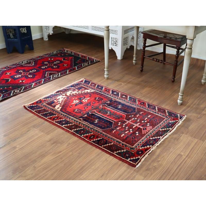 トルコ絨毯　ヴィンテージラグ　ドゥシュメアルトゥ 112x75cm |  | 01