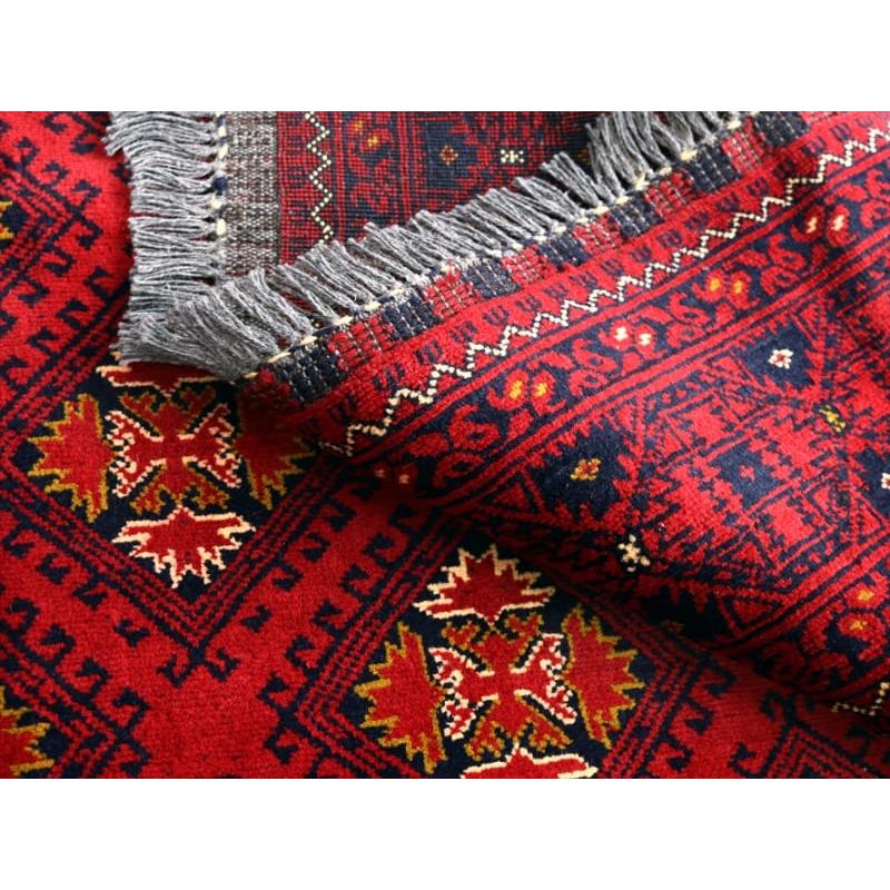 Kunduz クンドゥズ　赤いじゅうたん　手織りラグ 189x148cm ビロードのようなツヤのある緻密な織り |  | 10
