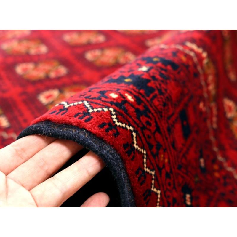 Kunduz クンドゥズ　赤いじゅうたん　手織りラグ 189x148cm ビロードのようなツヤのある緻密な織り |  | 11