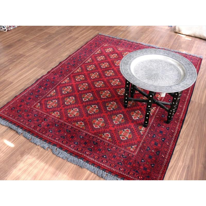 Kunduz クンドゥズ　赤いじゅうたん　手織りラグ 189x148cm ビロードのようなツヤのある緻密な織り |  | 08