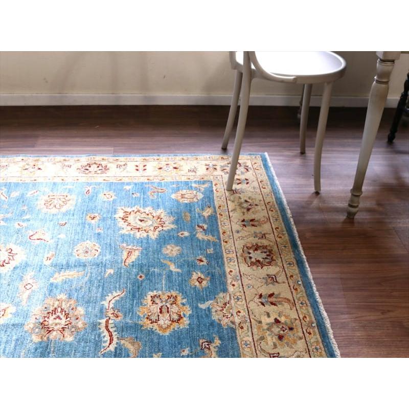 エリアラグ トルコじゅうたん　リプロダクト 196x150cm ウシャクデザイン ウール100％手織り/工芸品カーペット |  | 06