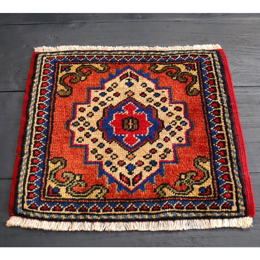 トルコ絨毯 正方形 ミニサイズ 38x41cm 幾何学モチーフ トルコ絨毯 正方形 ミニサイズ 38x41cm 幾何学モチーフ