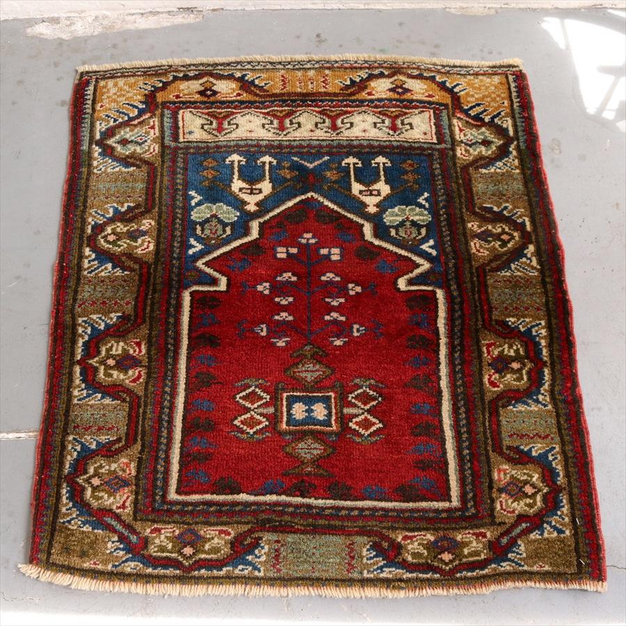 トルコ絨毯 オ-ルドカ-ペット88x77cm赤いミフラ-プ : インプレッション