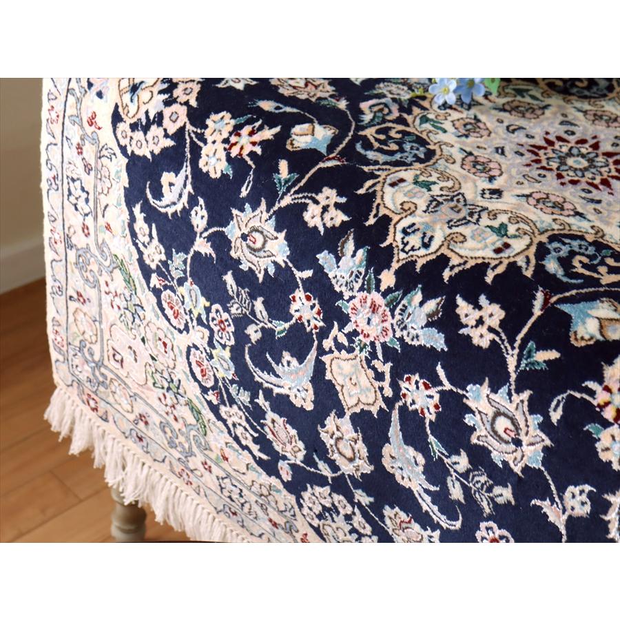 イタリア購入品 ペルシア絨毯 値下げ⭕️ ヘリーズ産 ペルシャ絨毯 150×101cmの通販 by My Aladdin's Rug