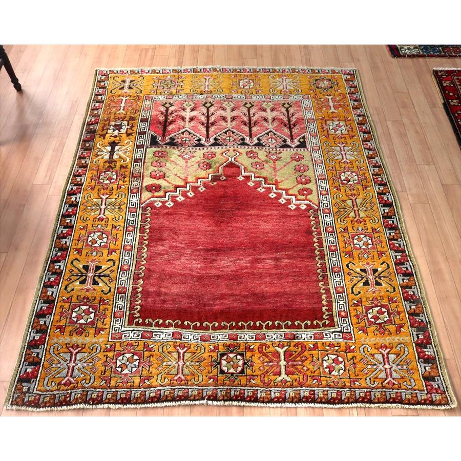 トルコ絨毯 オールドカーペット 166x129cm 赤いミフラープ | ブランド登録なし