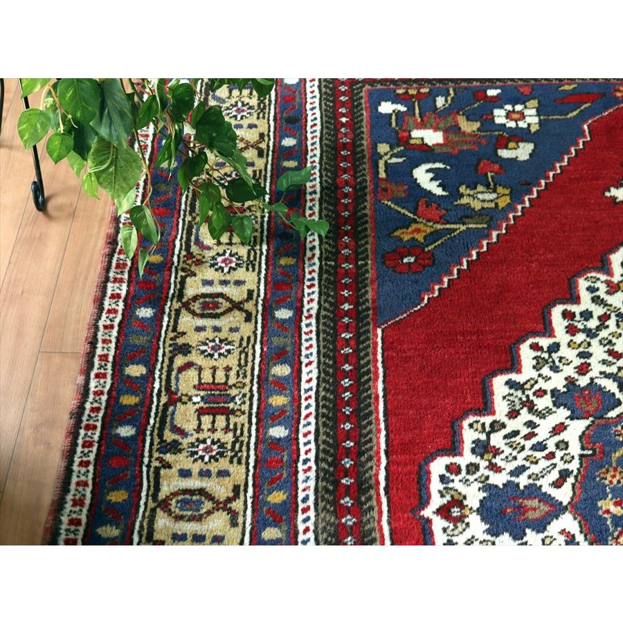 トルコ絨毯 コンヤ タシプナル 237x153cm タシュプナルの伝統柄 トルコ絨毯 コンヤ タシプナル 237x153cm タシュプナルの伝統柄