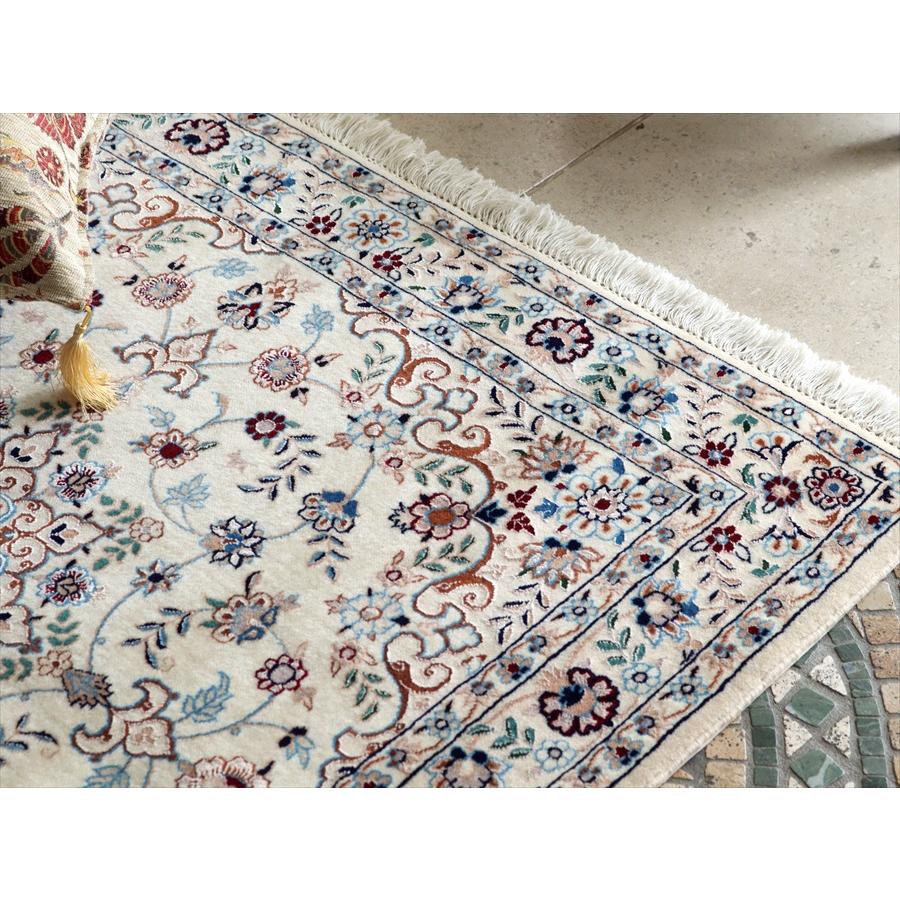 ペルシャ絨毯 ナイン ハビビアン工房 104x101cm スクエアサイズ | ブランド登録なし | 04