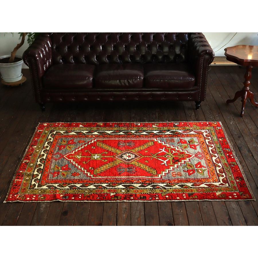 チャル オールドカーペット 169x113cm メダリオンと小花 | ブランド登録なし | 04