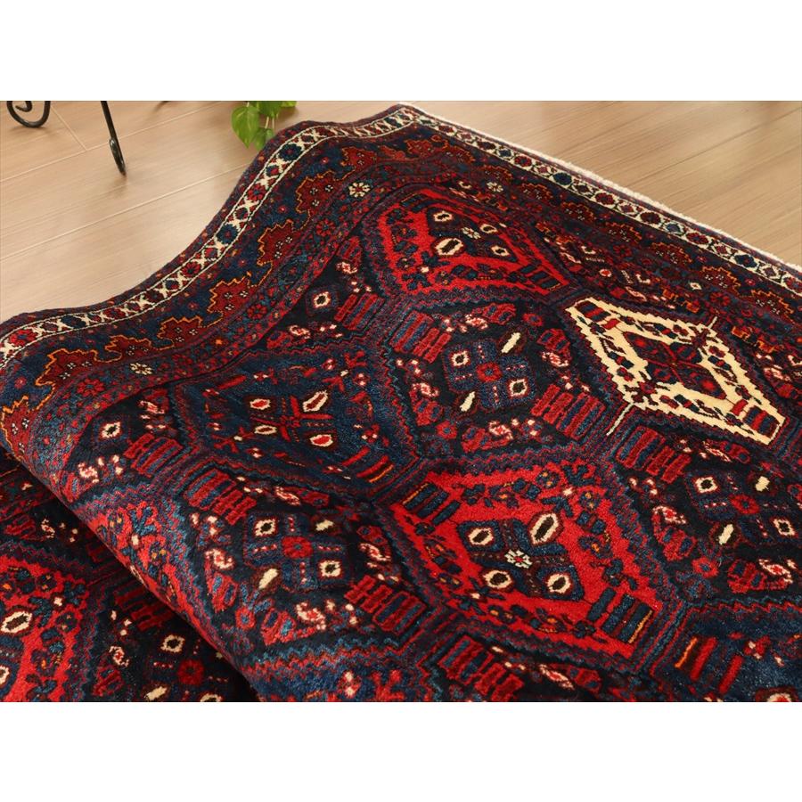 イランの手織り絨毯 シルジャン 226x163cm 連なるメダリオン｜ipogabbeh｜13