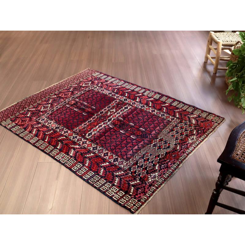 部族絨毯 トライバルラグ テッケ族 142x111cm エンシ, ローズ 部族絨毯 トライバルラグ テッケ族 142x111cm エンシ, ローズ