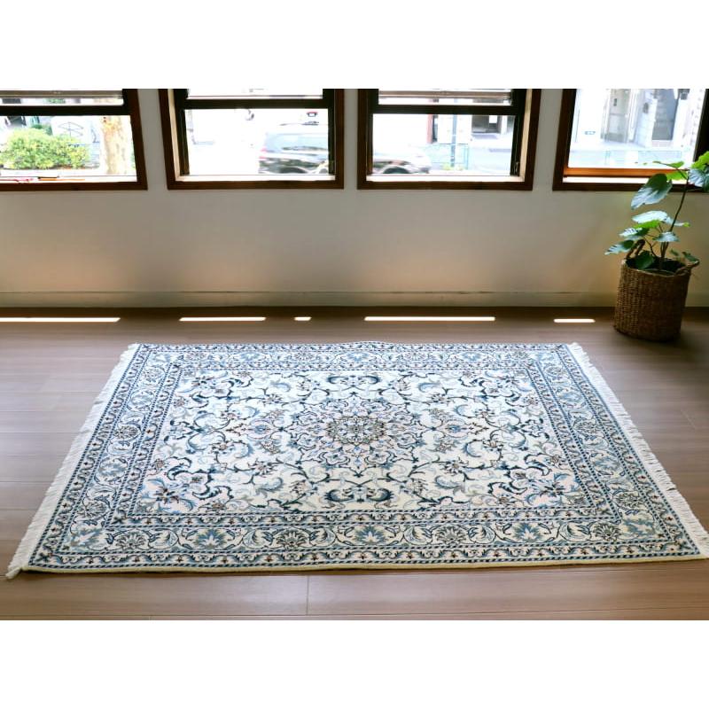 ペルシャ絨毯　ナイン産 12L 195x148cm アイボリー 花のアラベスク |  | 05