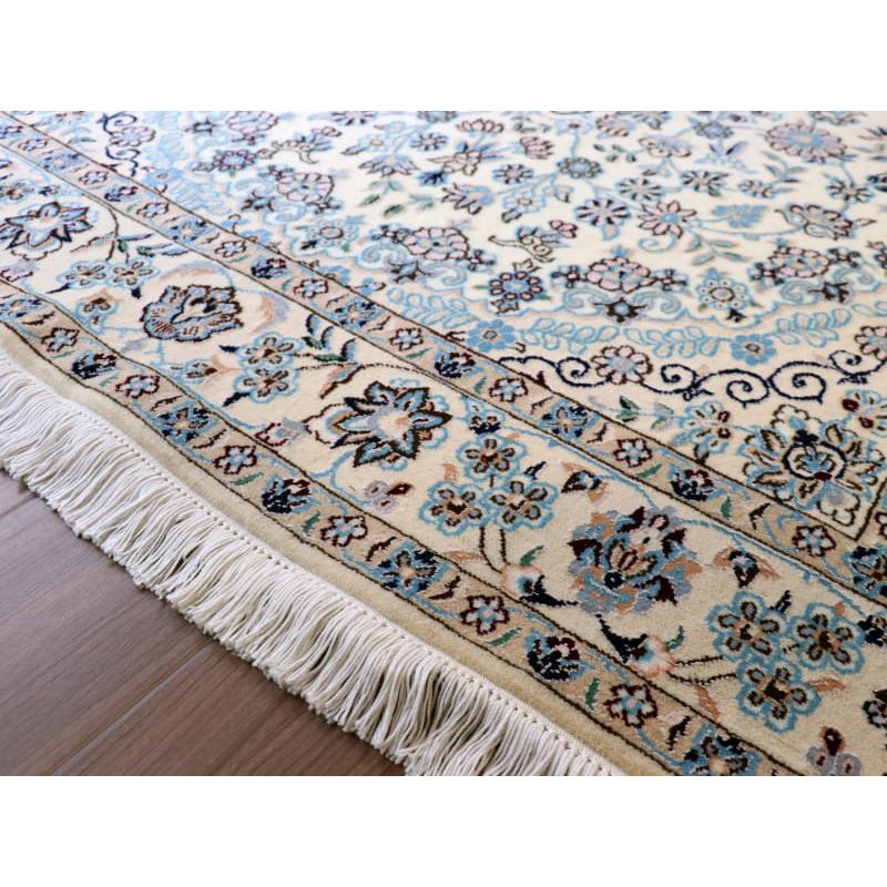 ペルシャ絨毯　ナイン産 9L 208x127cm アイボリー 明るいブルー　花のアラベスク |  | 05