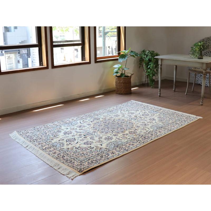 ペルシャ絨毯 ナイン産 9L 213x126cm アイボリー 花のアラベスク