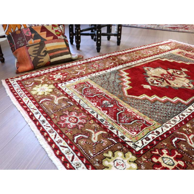 ヴィンテージラグ クルシェヒール セッヂャーデ 165x107cm トルコ 手織り絨毯　赤い六角メダリオン |  | 07