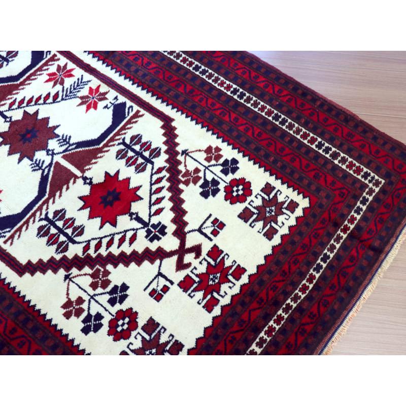 トルコ絨毯 手織りラグ ヤージベディル 179x112cm シンプルな色使い　幾何学モチーフ |  | 05