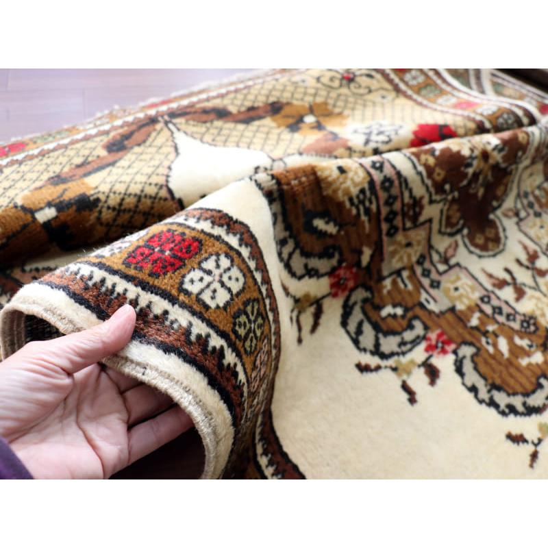 トルコ絨毯　手織りラグ ミラス 174x96cm ブラウン系 花のようなメダリオン |  | 08