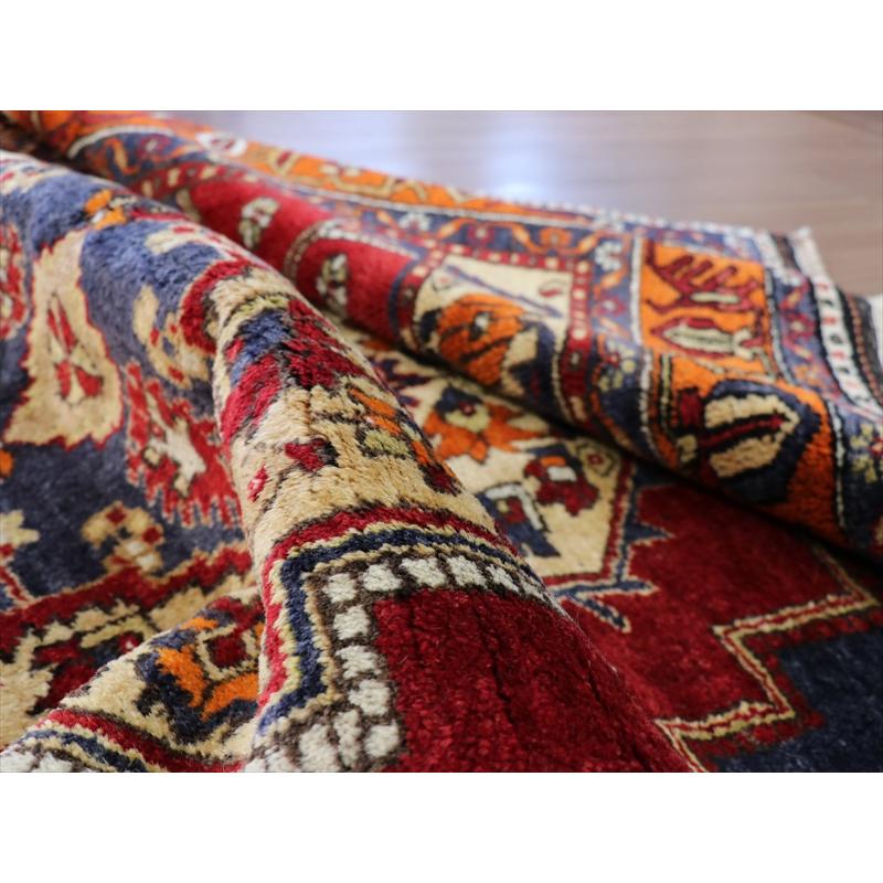 トルコ絨毯 リビングサイズ コンヤ タシュプナル  245x170cm  赤 紺 花のメダリオン | ブランド登録なし | 12