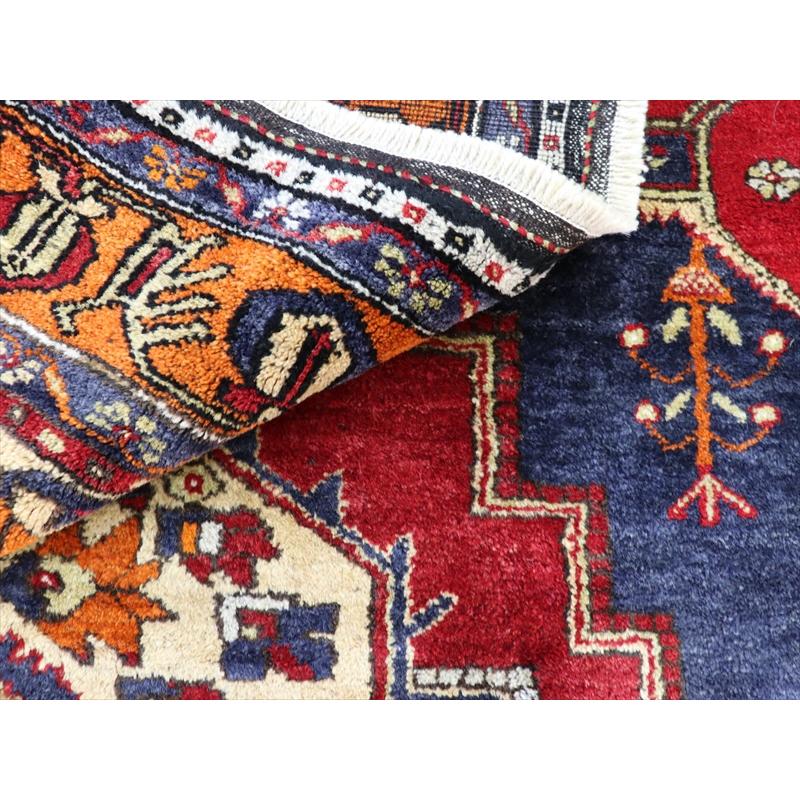 トルコ絨毯 リビングサイズ コンヤ タシュプナル  245x170cm  赤 紺 花のメダリオン | ブランド登録なし | 09