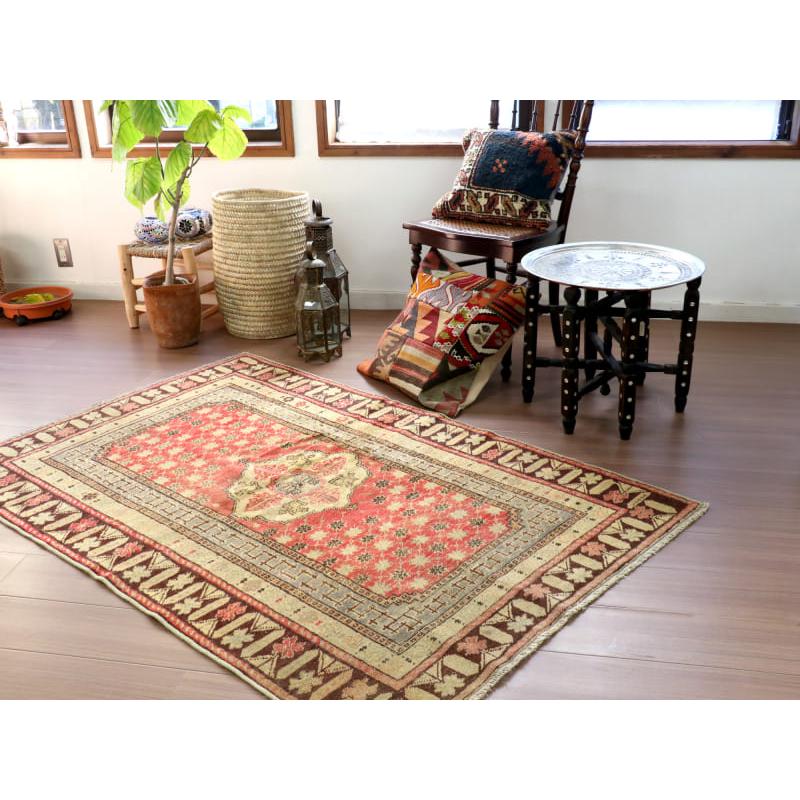 トライバルラグ トルコ絨毯 手織り 162x106cm アナトリア南部ブルドゥル産 |  | 07