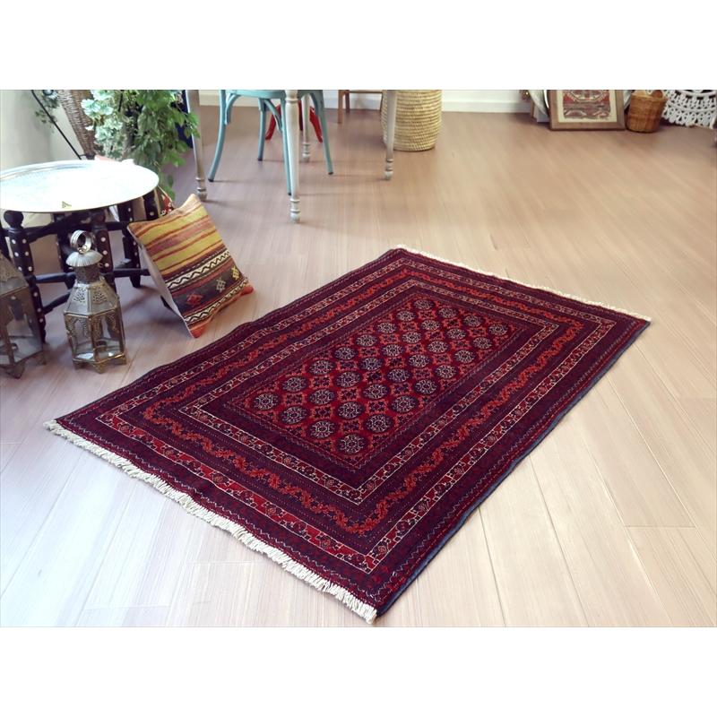 ホジャロシュナイ  手織り絨毯  150x101cm  緻密な織り　レッドカーペット | ブランド登録なし | 01