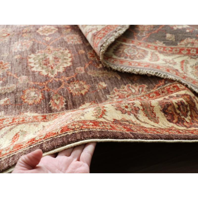 トルコ絨毯　宮廷を飾った１６世紀のウシャクじゅうたんデザイン  231x177cm  伝統柄 ウール100％手織り/工芸品カーペット | ブランド登録なし | 13