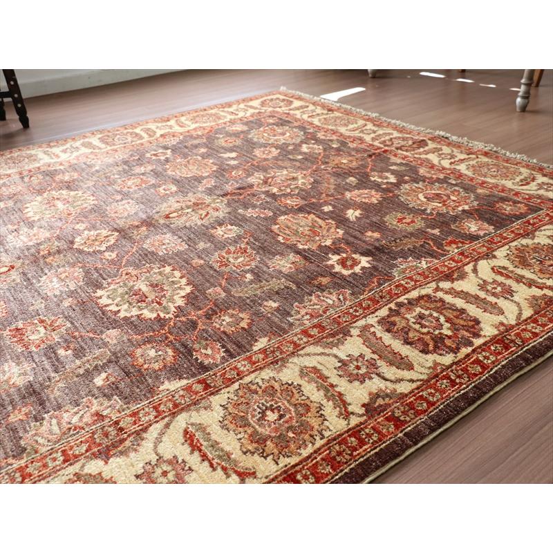 トルコ絨毯　宮廷を飾った１６世紀のウシャクじゅうたんデザイン  231x177cm  伝統柄 ウール100％手織り/工芸品カーペット | ブランド登録なし | 09