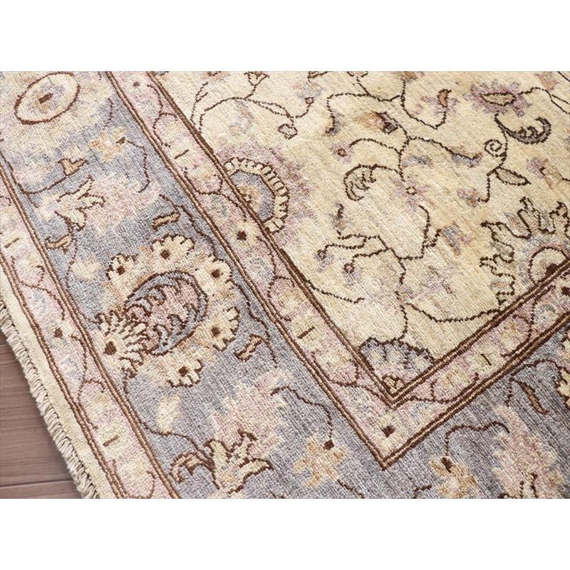 トルコ絨毯　宮廷を飾った１６世紀のウシャクじゅうたんデザイン  232x174cm  伝統柄 ウール100％手織り/工芸品カーペット | ブランド登録なし | 10