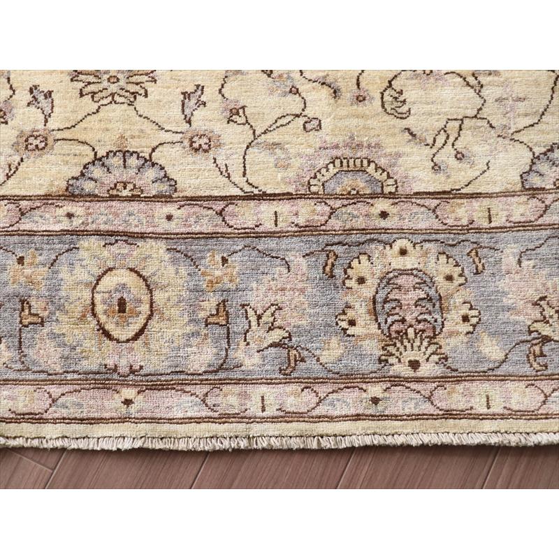 トルコ絨毯　宮廷を飾った１６世紀のウシャクじゅうたんデザイン  232x174cm  伝統柄 ウール100％手織り/工芸品カーペット | ブランド登録なし | 06