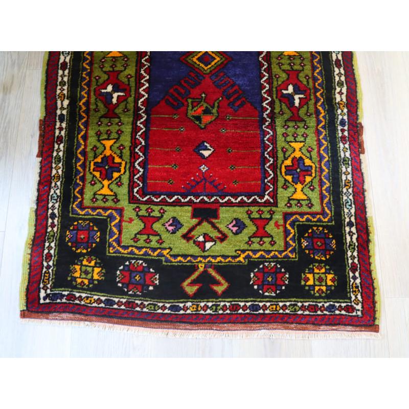 トライバルラグ 手織り絨毯 トルコ 111x85cm ウシュクラル　赤いミフラープ | ブランド登録なし | 04