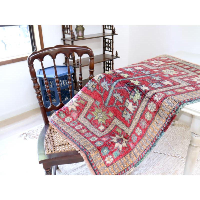 トライバルラグ 手織り絨毯 トルコ 113x75cm シブリヒサル　生命の木　色褪せたレッド | ブランド登録なし | 09