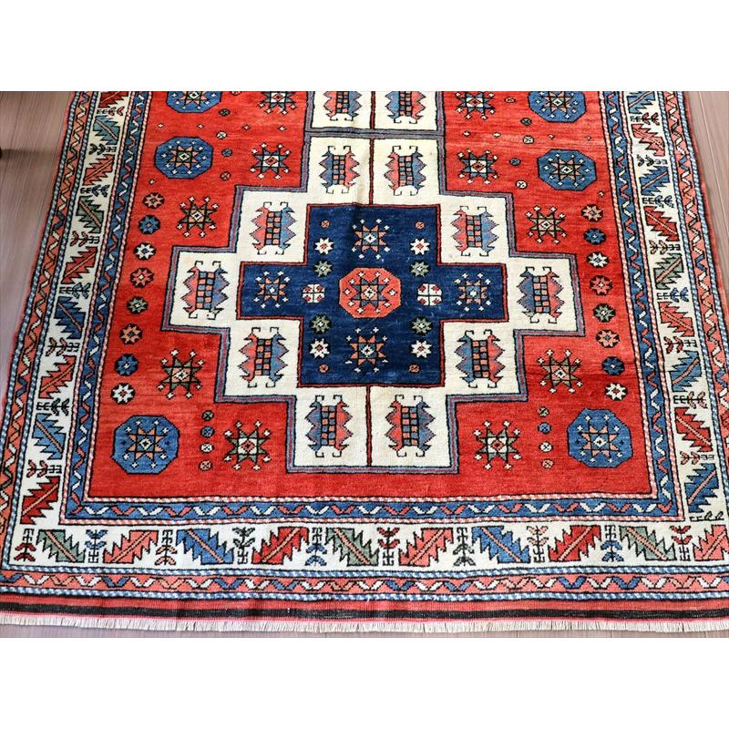 トルコ絨毯 手織り ウール チャナッカレ 182x133cm カザックデザイン