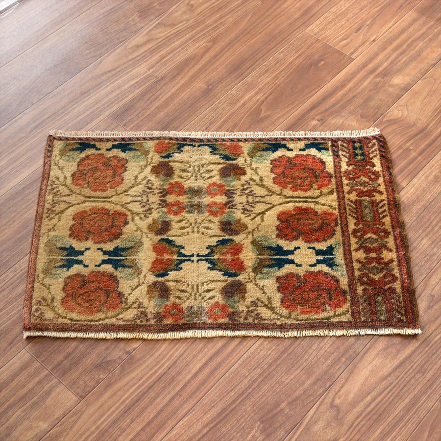 手織り絨毯 小さなサイズ 47x74cm コンヤ バラのデザイン | 