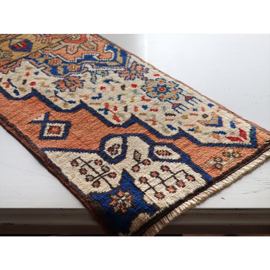 デザインサンプル 手織り絨毯 73x34cm 小さなサイズ コンヤ |  | 03