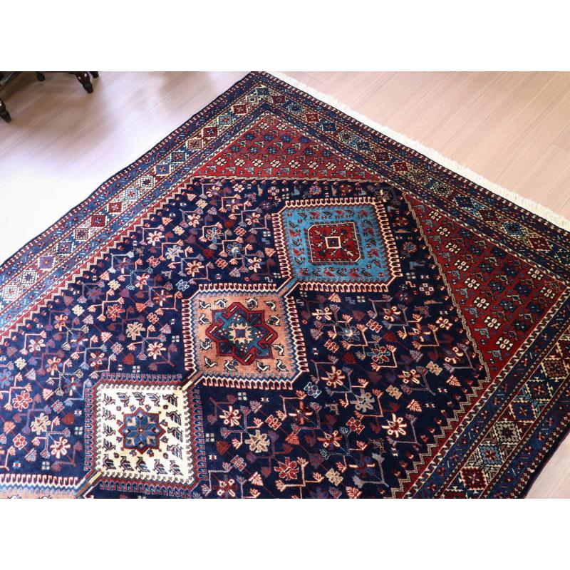 トライバルラグ　部族絨毯　イラン南部ヤラメ　Yalameh  240x156cm ネイビー　鳥と花のモチーフ |  | 05