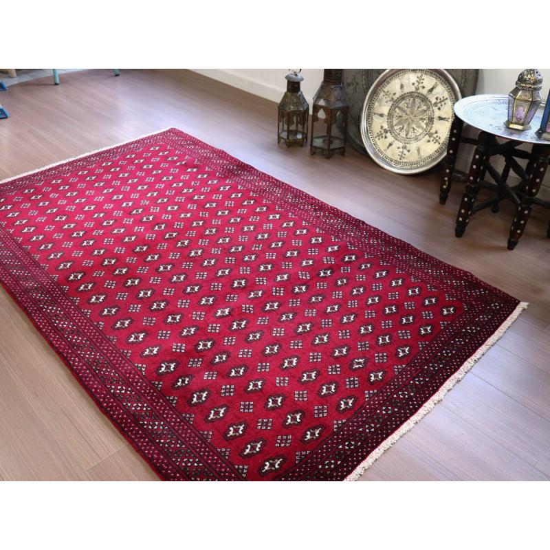 バルーチ ラグ 部族絨毯 手織り 198x119cm あずき色 連なるひし形